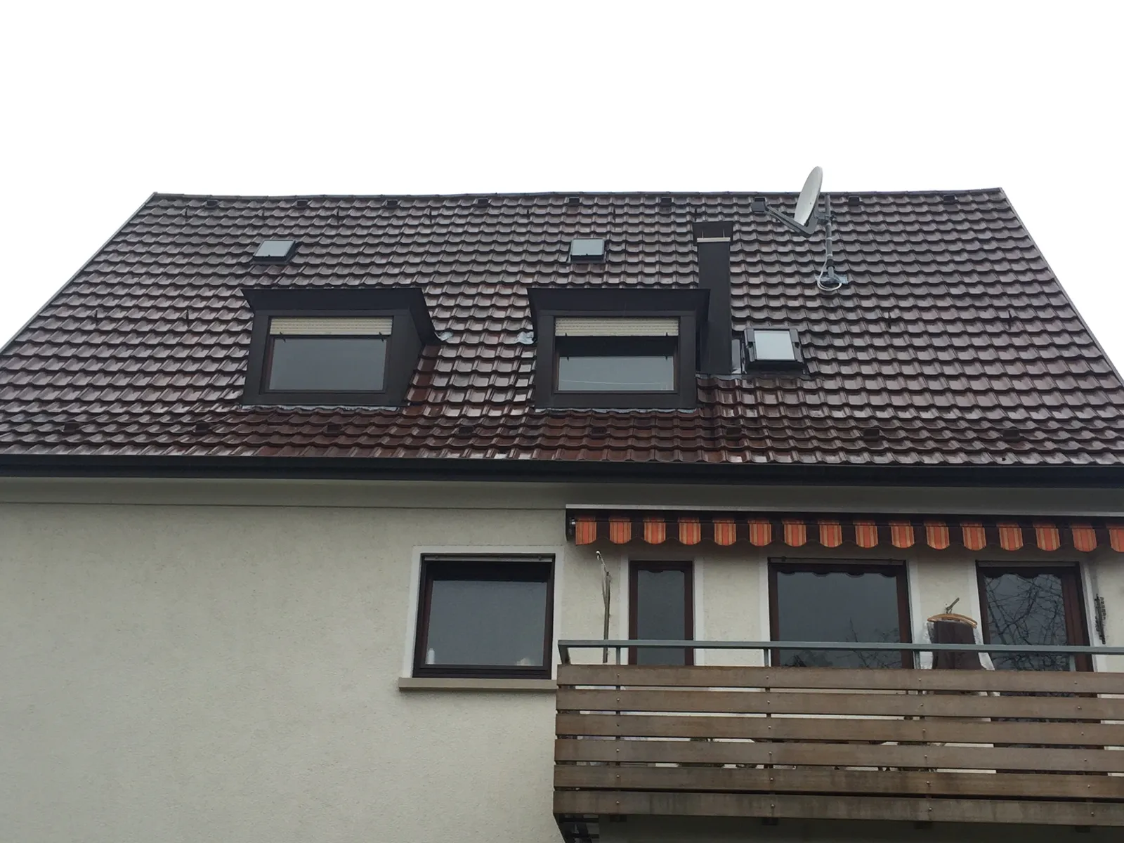 Ziegeldach mit Gauben